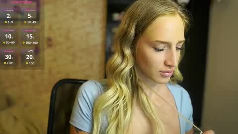 nicolette__shea_ online show from 19, 10, 2025