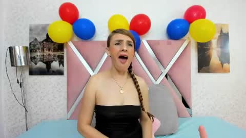 nicoll_89 online show from 28, 6, 2026