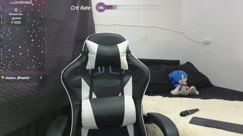 Nicolle online show from 10, 1, 2025