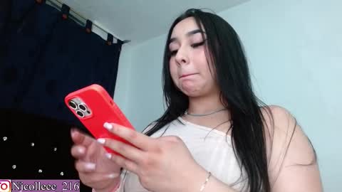 Snapshot of nicolle_sabinas chatting on 16, 2, 2025 Nicolle online show from 16, 2, 2025
