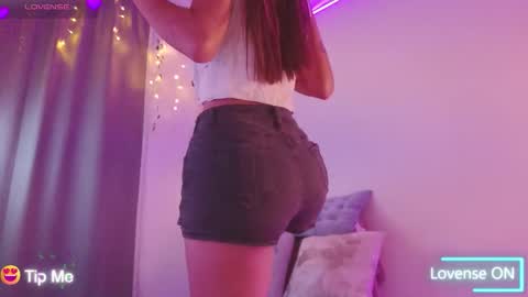 Nicolle online show from 1, 2, 2026