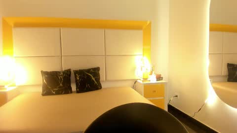 Nicoll  online show from 20, 2, 2026