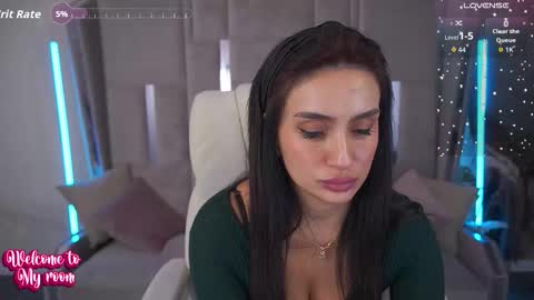 Nicole online show from 12, 11, 2025