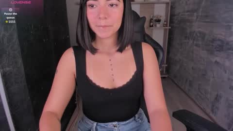 NicolRoss online show from 12, 10, 2025