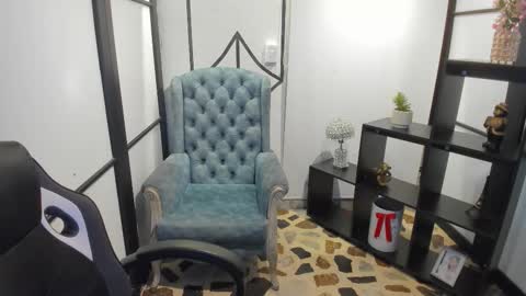 NicolRoss online show from 19, 12, 2025