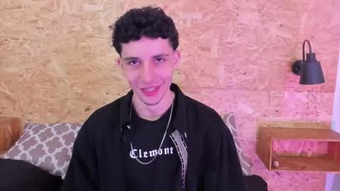 Snapshot of nicosantanax chatting on 20, 10, 2025 Nico online show from 20, 10, 2025
