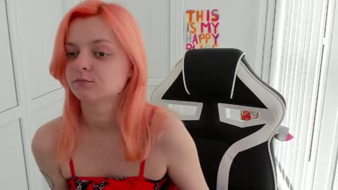 Snapshot of nightleaf_ chatting on 4, 6, 2026 Bestie online show from 4, 6, 2026