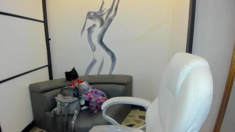 Anni online show from 29, 1, 2025