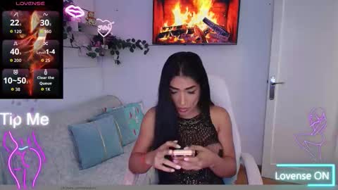 Nicolle Bustamante online show from 11, 2, 2026