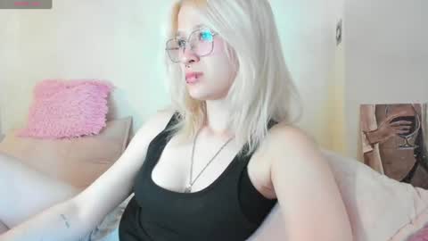 Nika Sm online show from 1, 7, 2026