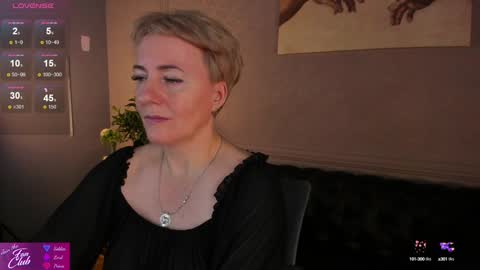 Snapshot of nika_smit chatting on 8, 12, 2024 Nika online show from 8, 12, 2024