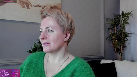 Snapshot of nika_smit chatting on 7, 2, 2025 Nika online show from 7, 2, 2025