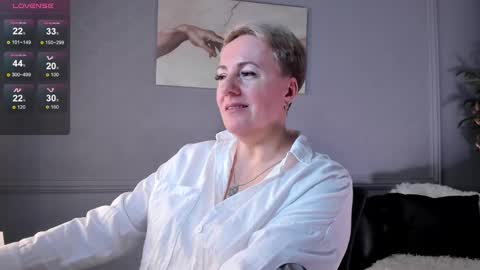 Snapshot of nika_smit chatting on 4, 3, 2025 Nika online show from 4, 3, 2025