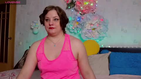 Snapshot of nikafairy chatting on 17, 1, 2025 LovellyNika online show from 17, 1, 2025