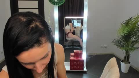 Nika online show from 13, 12, 2024