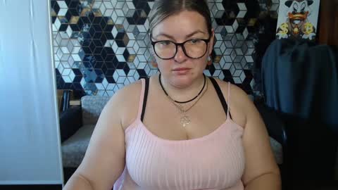 Snapshot of nikaskylink chatting on 8, 5, 2026 Nika online show from 8, 5, 2026