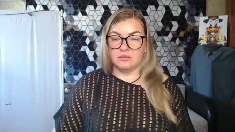 Snapshot of nikaskylink chatting on 3, 6, 2026 Nika online show from 3, 6, 2026