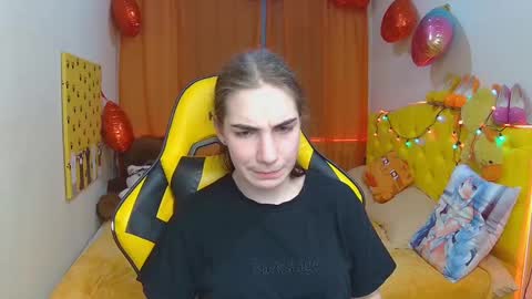 nikastarkk online show from 9, 3, 2025