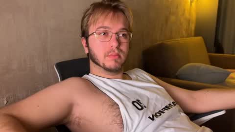 Snapshot of nikceline chatting on 9, 11, 2025 Celine online show from 9, 11, 2025