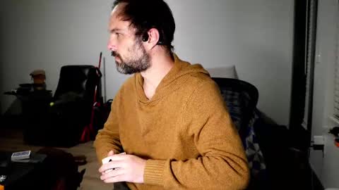 Nike Jude online show from 27, 10, 2025