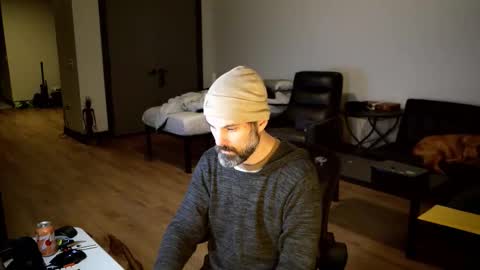 Nike Jude online show from 22, 12, 2025