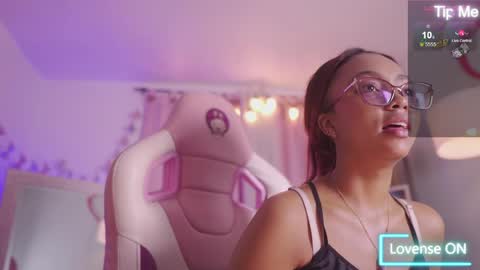Snapshot of nikerly_hot chatting on 2, 6, 2026 NIKERLY online show from 2, 6, 2026