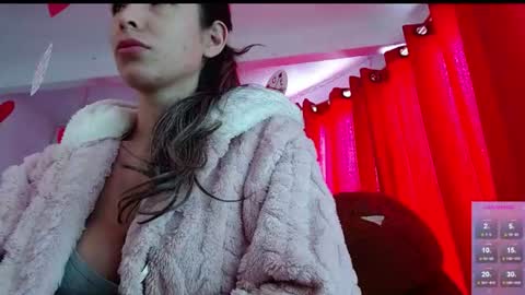 Snapshot of niki_1998 chatting on 5, 7, 2026 Natalia online show from 5, 7, 2026