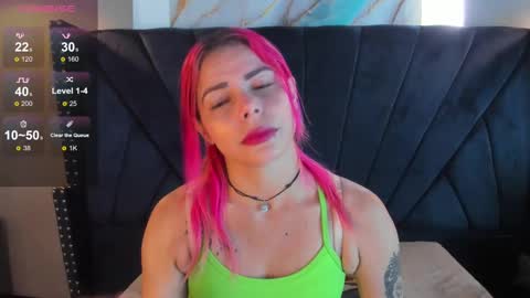 Snapshot of niki_santana chatting on 2, 10, 2025 niki online show from 2, 10, 2025
