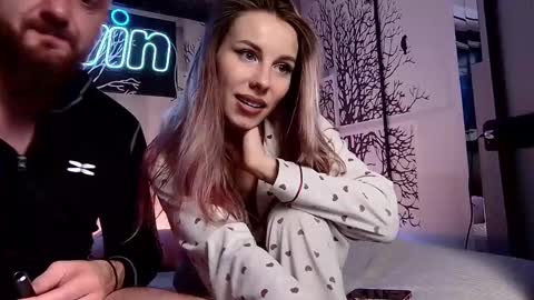 Snapshot of nikki7377 chatting on 12, 3, 2025 nikki7377 online show from 12, 3, 2025