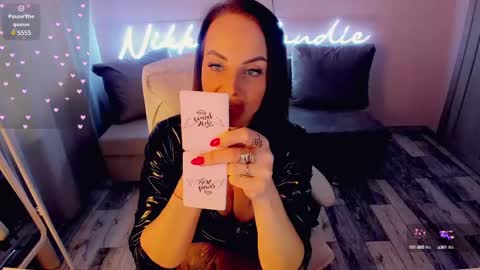 Snapshot of nikki_blondiee chatting on 13, 2, 2025 nikki_blondiee online show from 13, 2, 2025