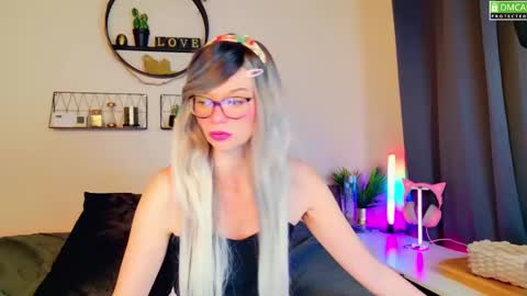 Kitty Chatte online show from 2, 2, 2025