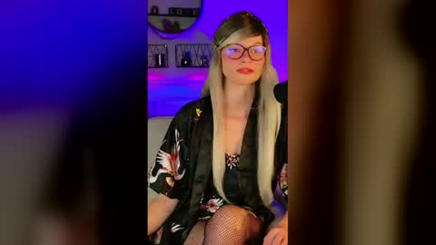 Snapshot of nikki_goldberg chatting on 7, 5, 2026 Kitty Chatte online show from 7, 5, 2026