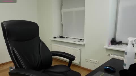 nikki online show from 12, 4, 2026