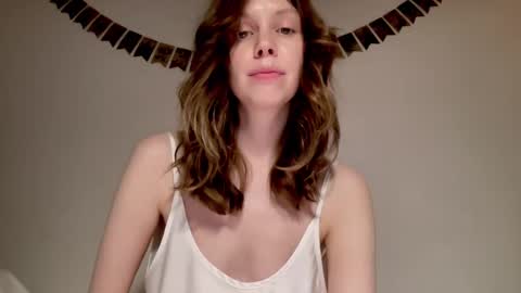 Nikki online show from 25, 12, 2024