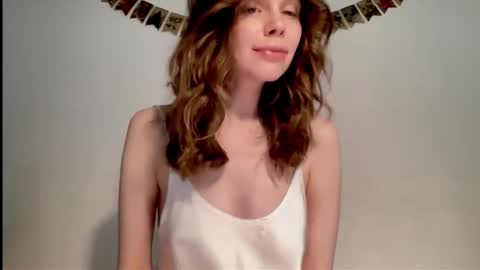 Nikki online show from 6, 2, 2025