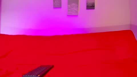 Snapshot of nikki_uwu chatting on 8, 7, 2026 nikki_uwu online show from 8, 7, 2026