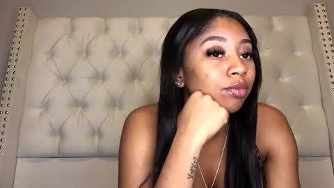 NikkiB online show from 11, 2, 2025