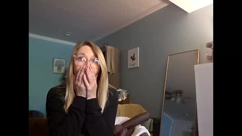 nikkib653466 online show from 24, 4, 2026