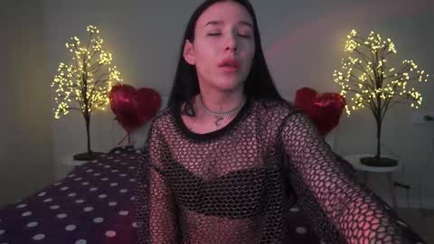 Nikki online show from 12, 3, 2025