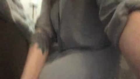 nikkijay5280 online show from 22, 12, 2025