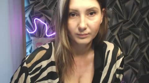 Snapshot of nikkikiss___ chatting on 20, 5, 2026 nikkikiss___ online show from 20, 5, 2026