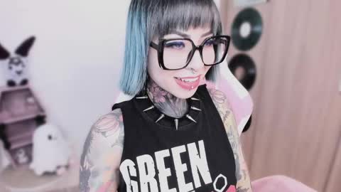 Nikki Ramone   online show from 27, 4, 2026