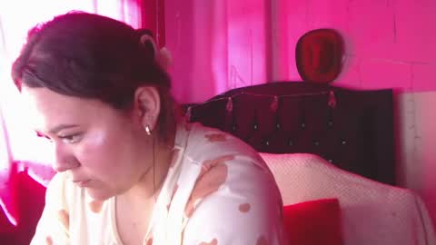 Snapshot of nikkirous_ chatting on 15, 5, 2026 Nikkirous online show from 15, 5, 2026