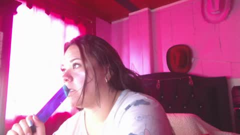 Snapshot of nikkirous_ chatting on 4, 6, 2026 Nikkirous online show from 4, 6, 2026