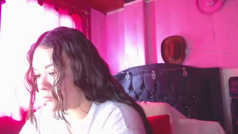 Snapshot of nikkirous_ chatting on 12, 6, 2026 Nikkirous online show from 12, 6, 2026
