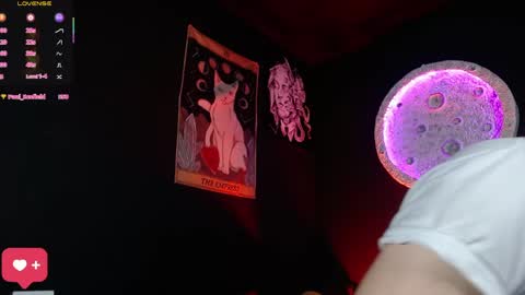 Nikky online show from 12, 4, 2026