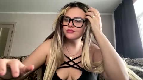 Nika online show from 2, 12, 2024