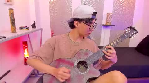    online show from 9, 10, 2025