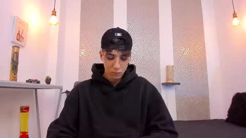    online show from 3, 11, 2025