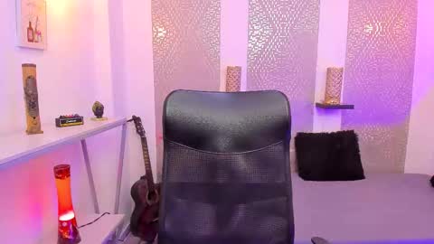    online show from 27, 11, 2025